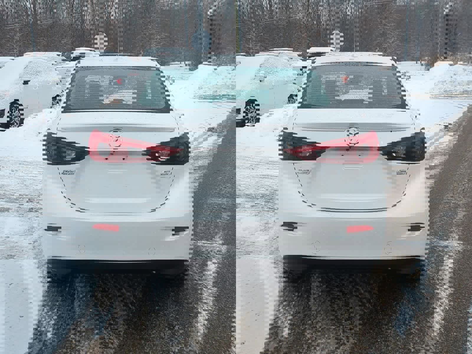 Used 2014 MAZDA MAZDA3 s Grand Touring w/ Technology Package image 7