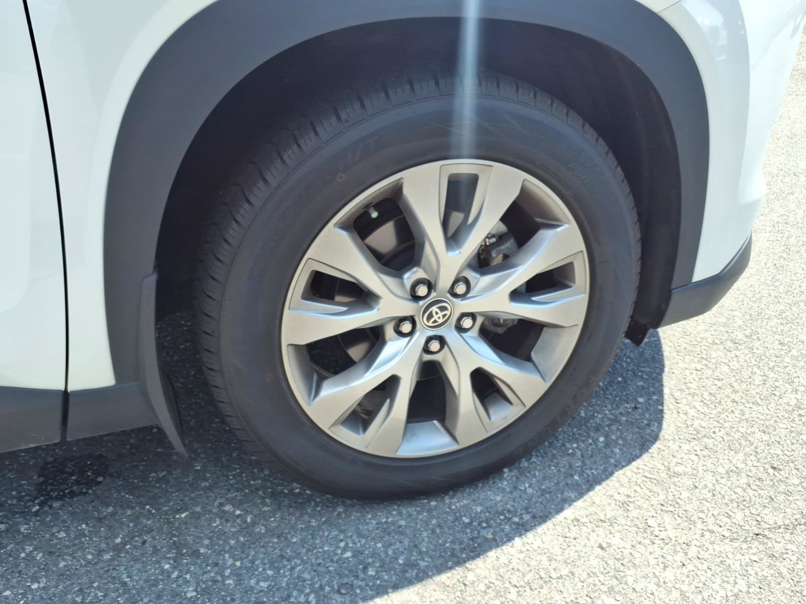 Used 2024 Toyota Grand Highlander FWD image 13