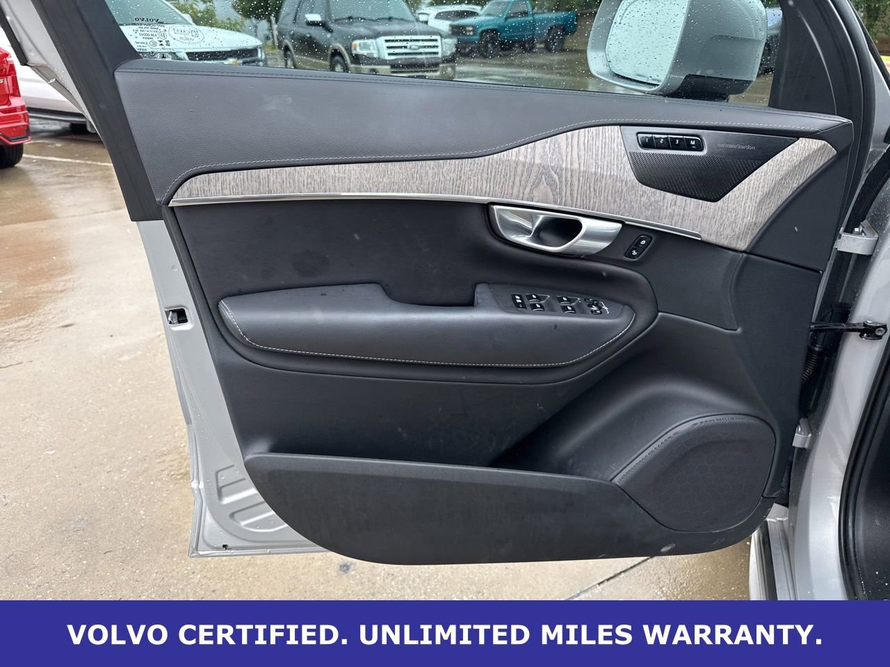 Certified 2023 Volvo XC90 B6 Ultimate w/ Protection Package Premier AWD/4WD image 19