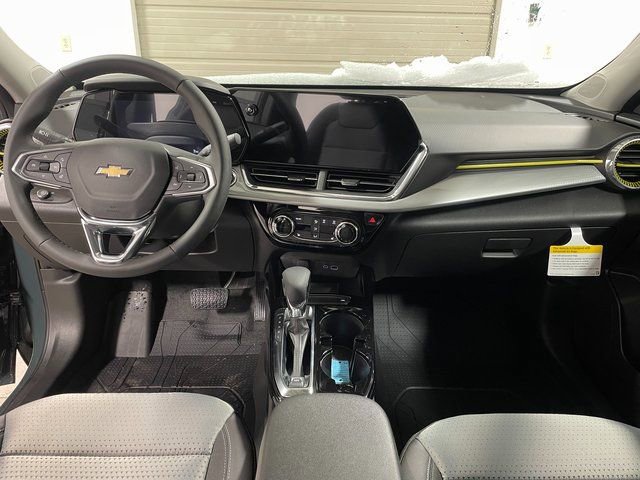 New 2026 Chevrolet Trax LT w/ Driver Confidence Package FWD image 13