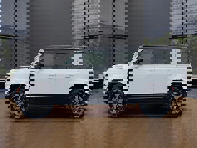 New 2026 Land Rover Defender 110 V8 image 2