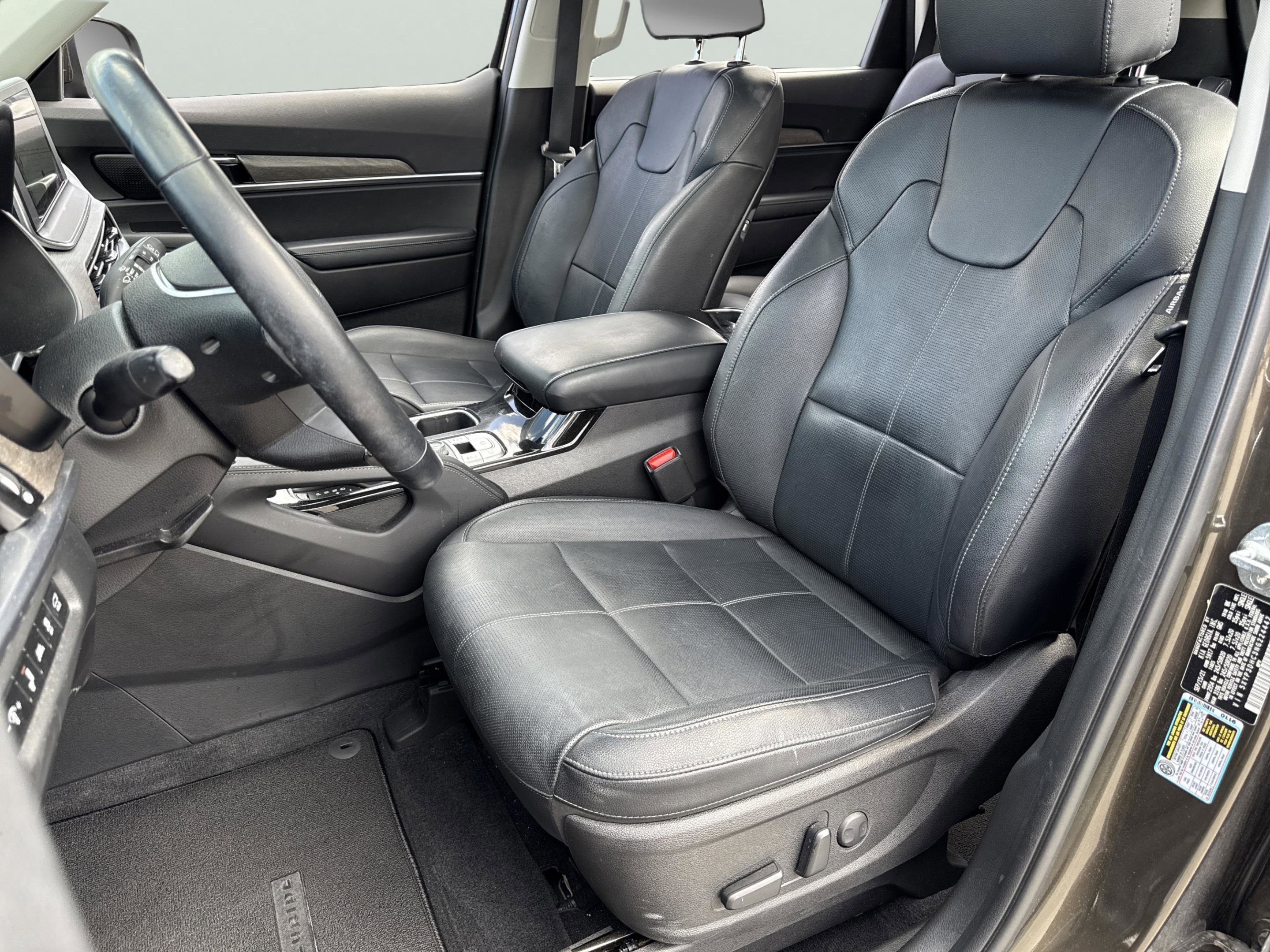 Certified 2022 Kia Telluride EX w/ EX Premium Package image 20