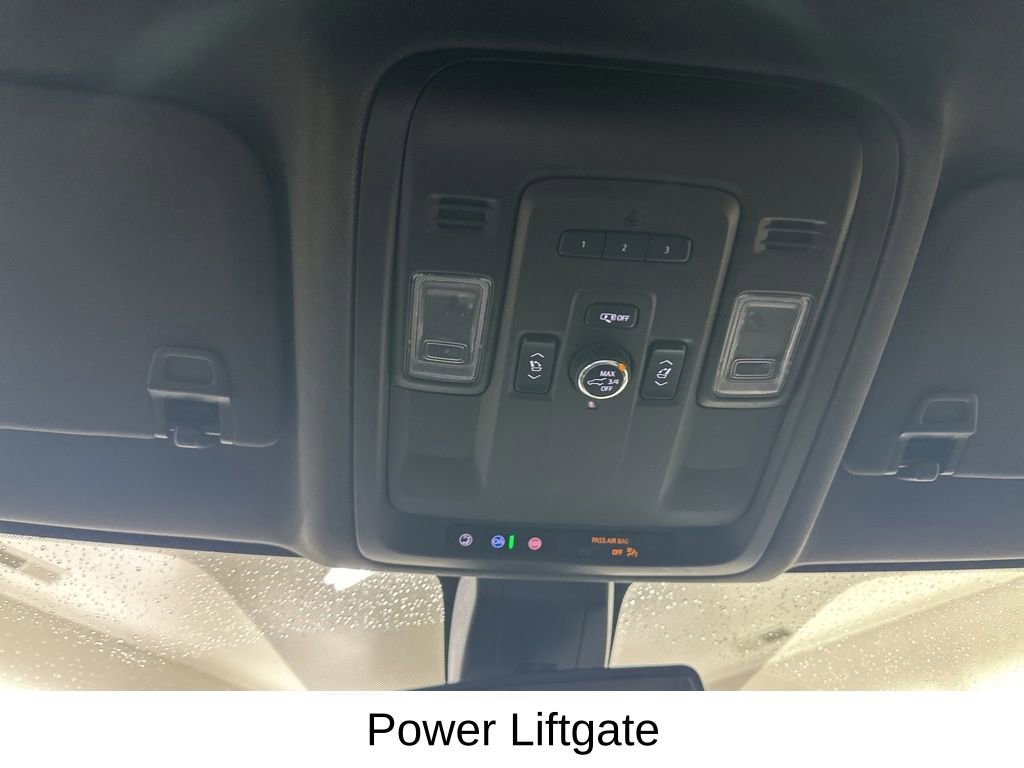 Used 2021 Chevrolet Suburban Z71 w/ Z71 Off-Road Package image 44