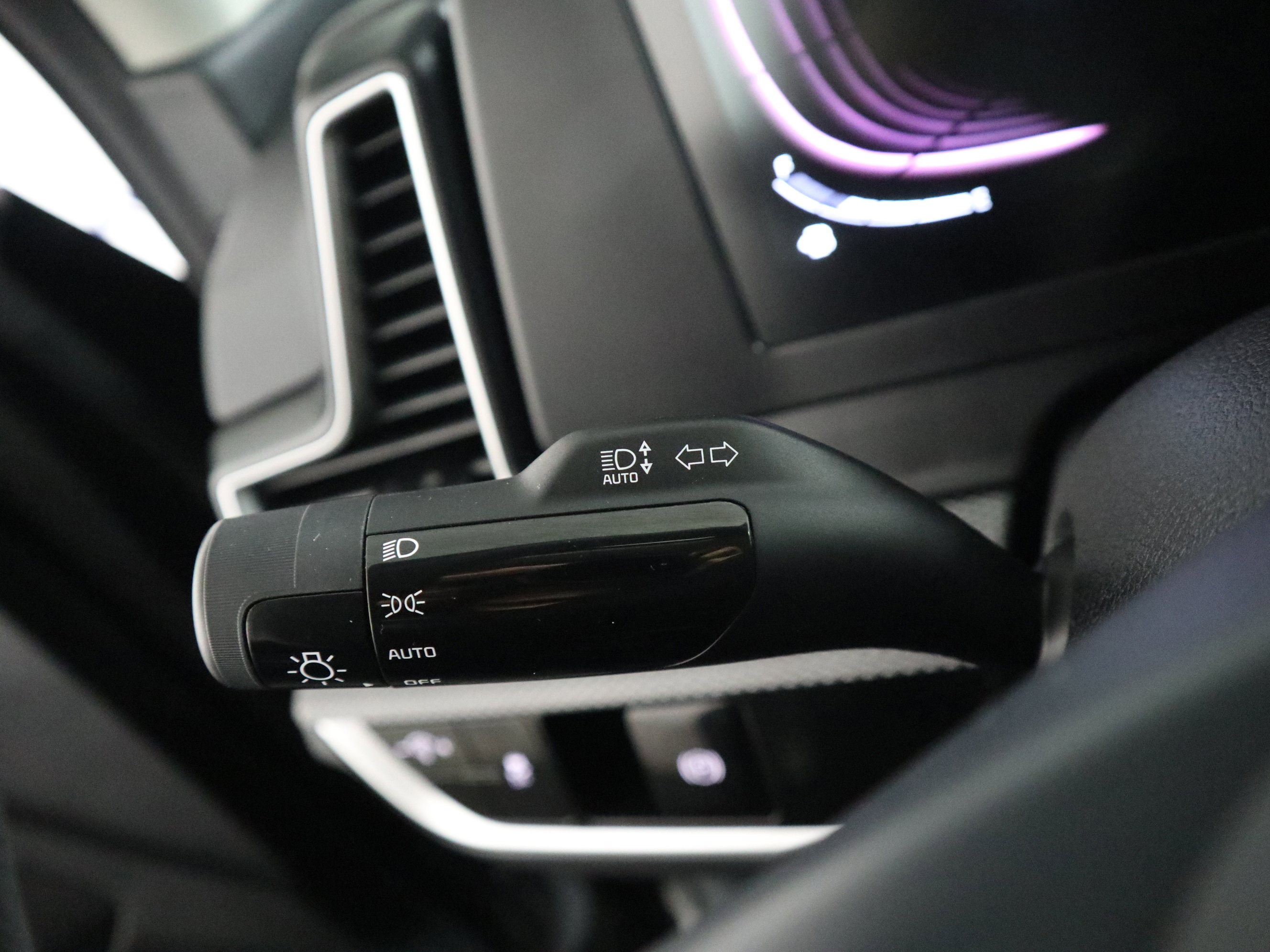 Used 2024 Kia Sportage LX image 23