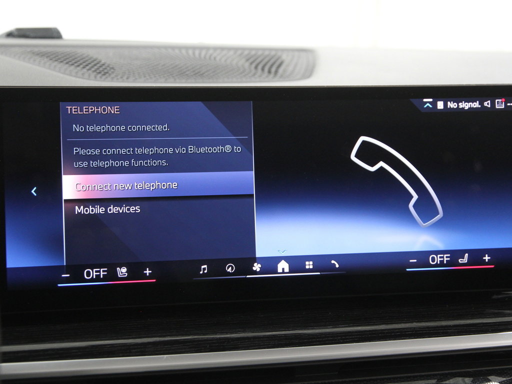 Certified 2024 BMW X5 xDrive50e w/ M Sport Package image 13