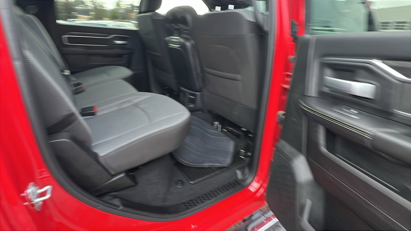 Used 2024 RAM 2500 Big Horn w/ Bed Utility Group image 22