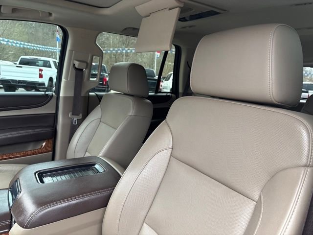 Used 2020 Chevrolet Tahoe Premier AWD/4WD image 16