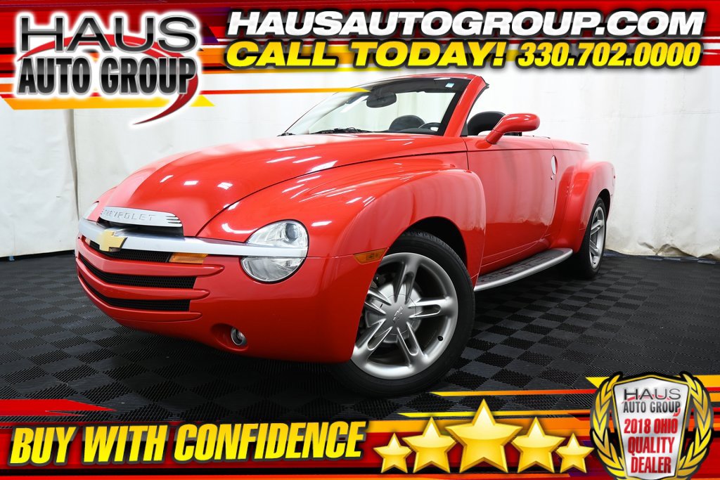 Used 2004 Chevrolet SSR w/ Preferred Equipment Group