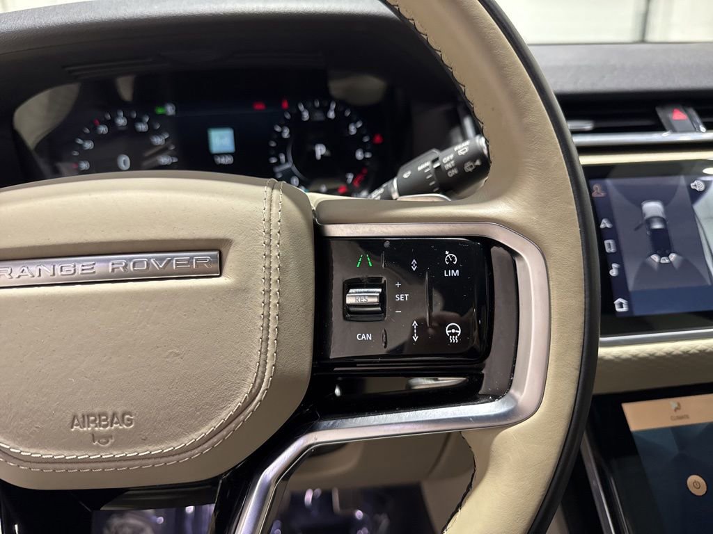 Used 2023 Land Rover Range Rover Velar R-Dynamic S image 25
