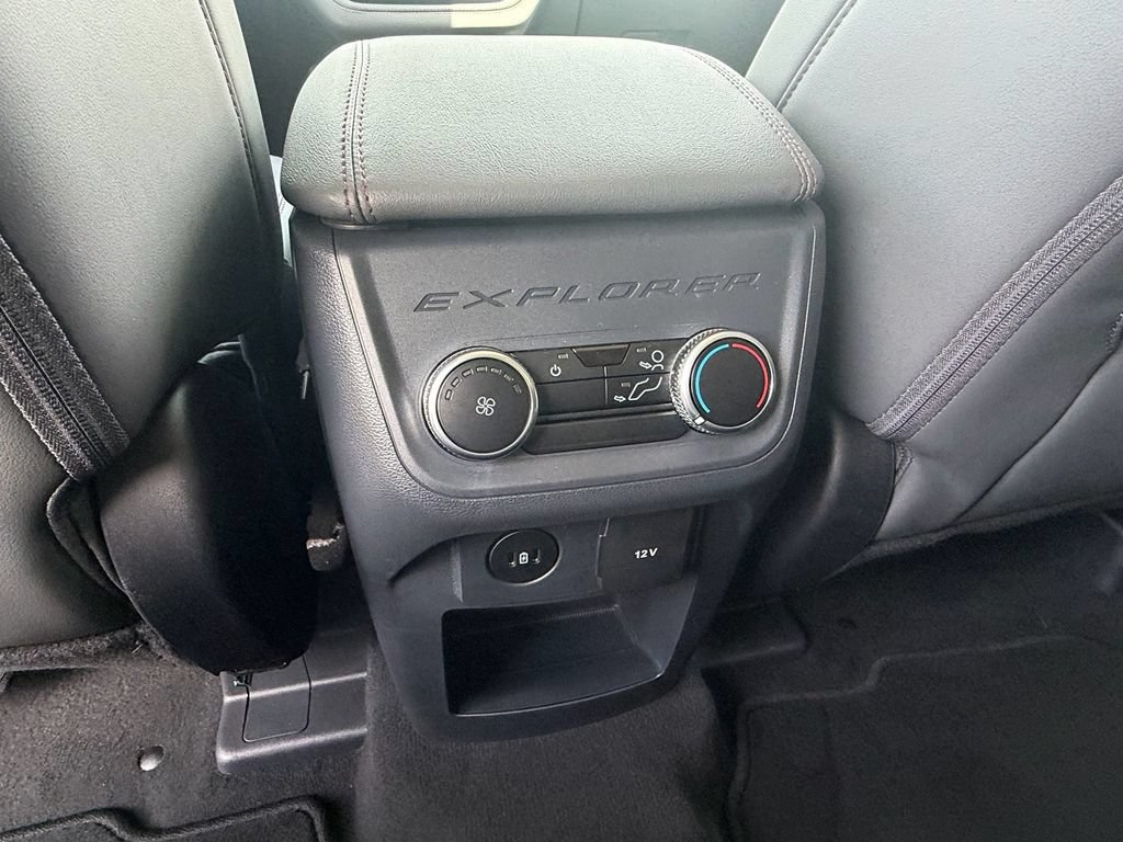New 2026 Ford Explorer Active w/ Active Comfort Package RWD image 12