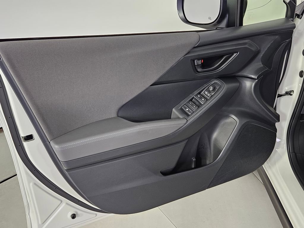 Used 2025 Subaru Crosstrek 2.0i Premium image 11