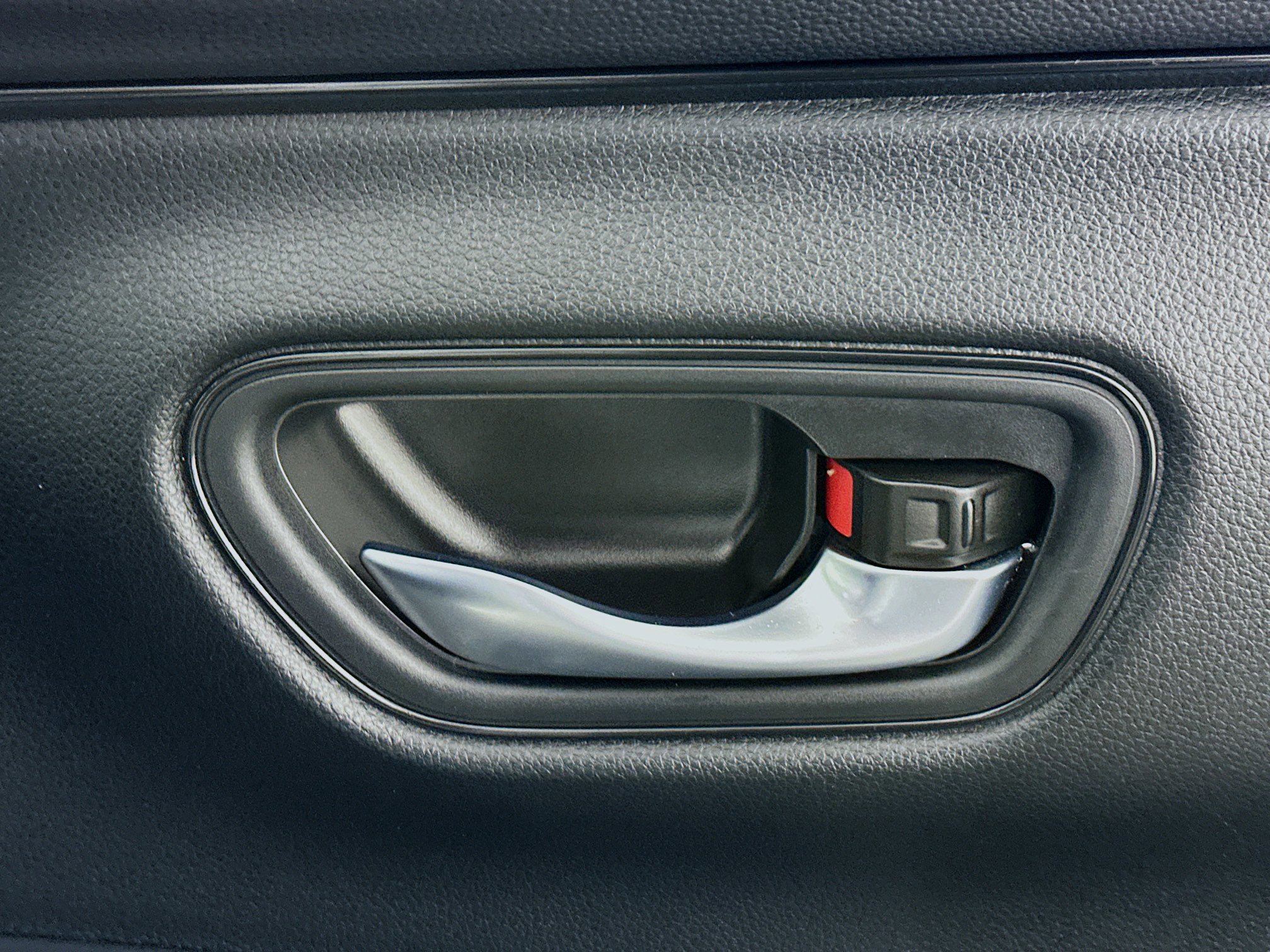 Used 2023 Honda HR-V LX image 29