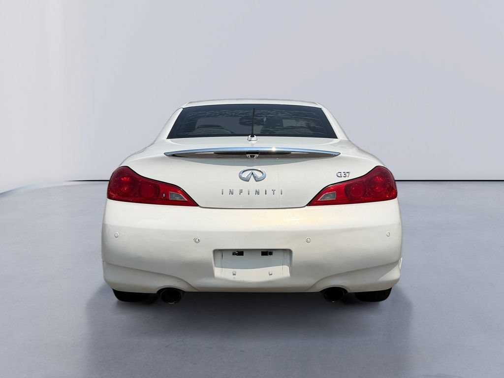 Used 2011 INFINITI G37 Convertible w/ Premium Pkg RWD image 5