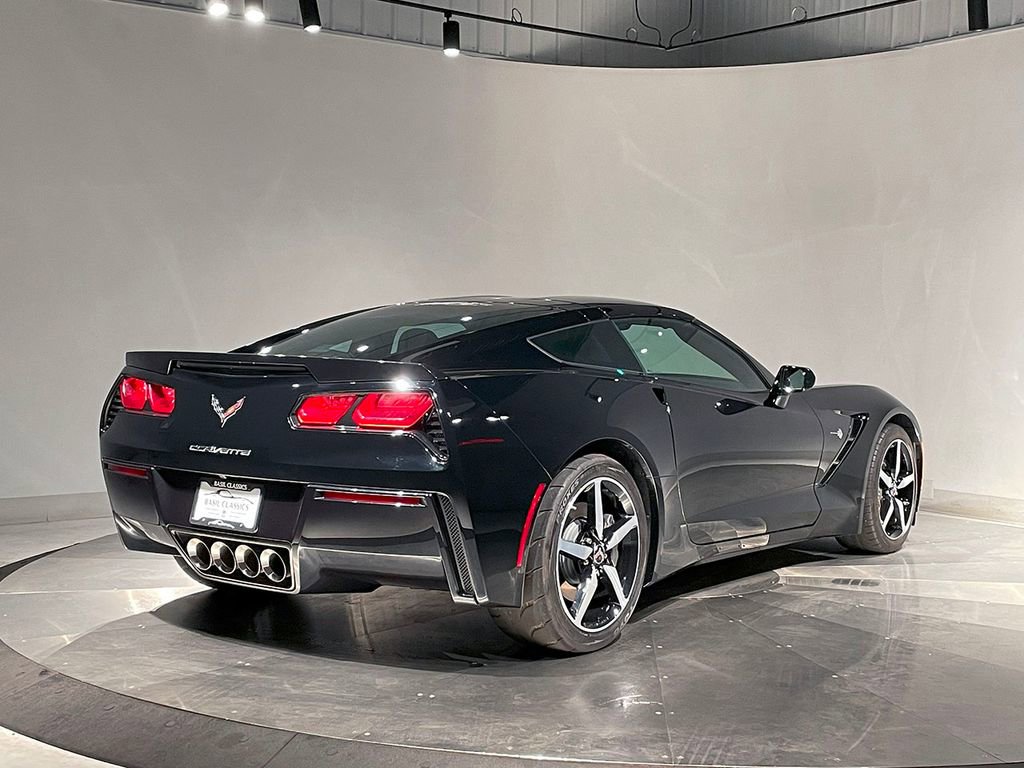 Used 2015 Chevrolet Corvette Stingray Coupe w/ 2LT Preferred Equipment Group RWD image 5