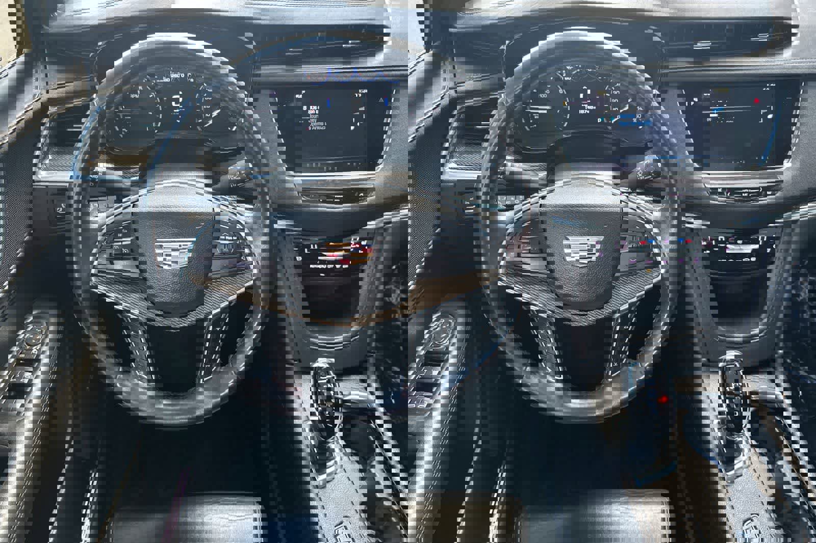 Used 2017 Cadillac XT5 Platinum AWD/4WD image 14