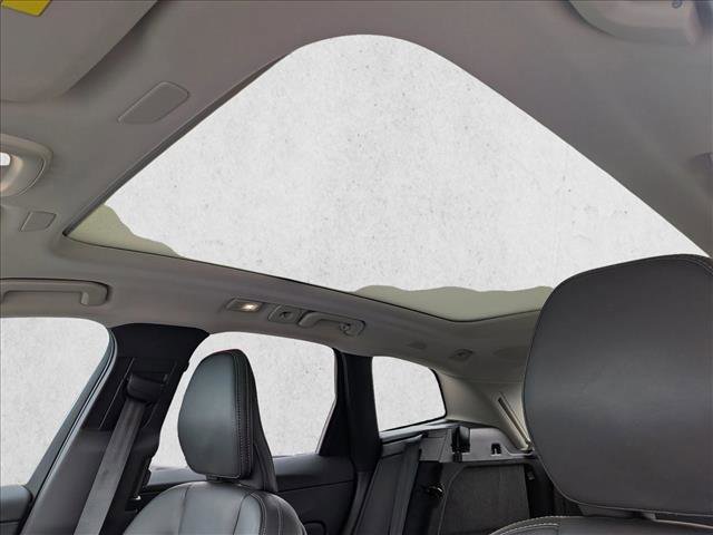 Used 2024 Volvo XC60 T8 Ultimate w/ Protection Package Premier image 16