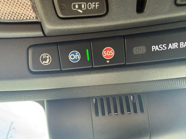 Used 2022 Chevrolet Silverado 1500 ZR2 image 27