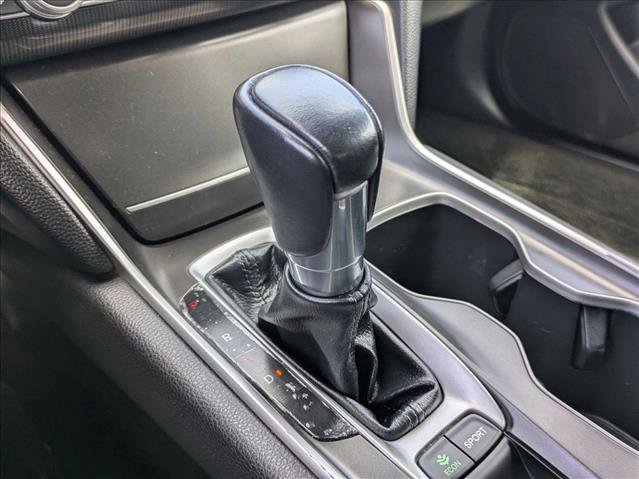 Used 2019 Honda Accord Sport image 12