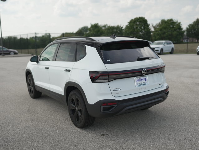 New 2025 Volkswagen Taos SE AWD/4WD image 5