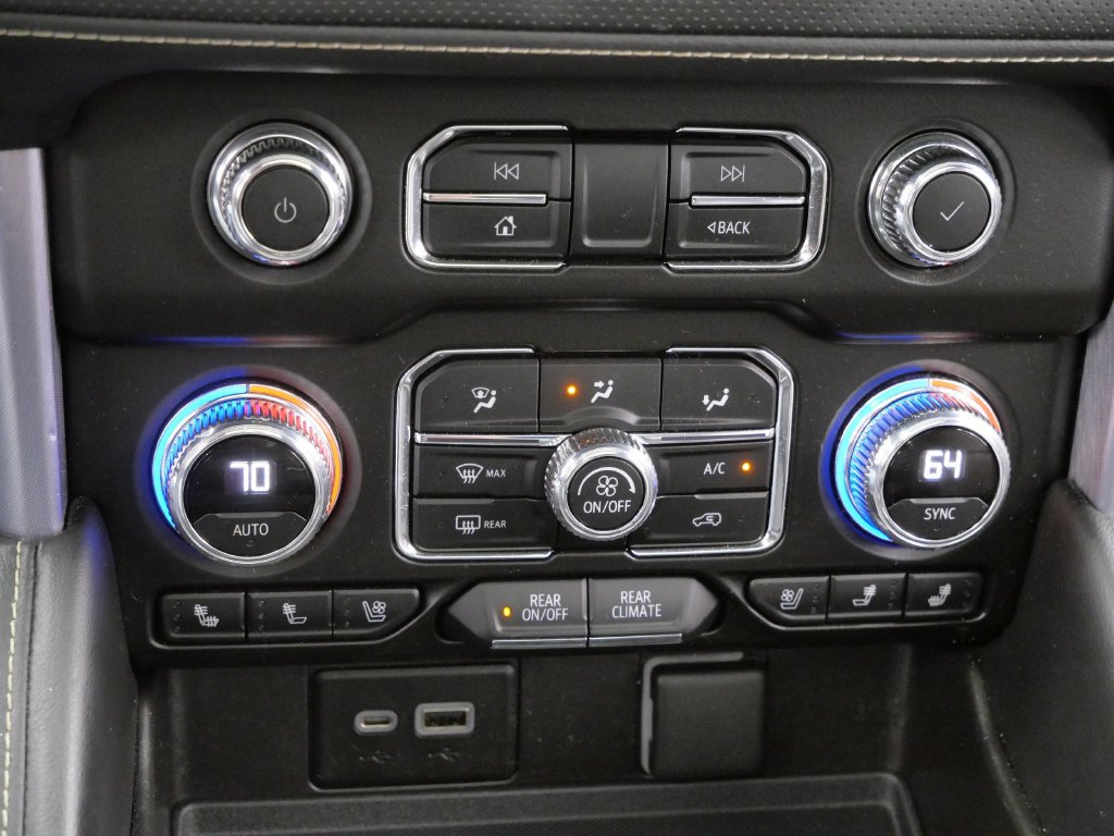 Used 2021 GMC Yukon SLT w/ SLT Luxury Plus Package AWD/4WD image 24