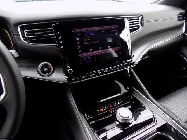 Certified 2024 Jeep Wagoneer L Series II image 16