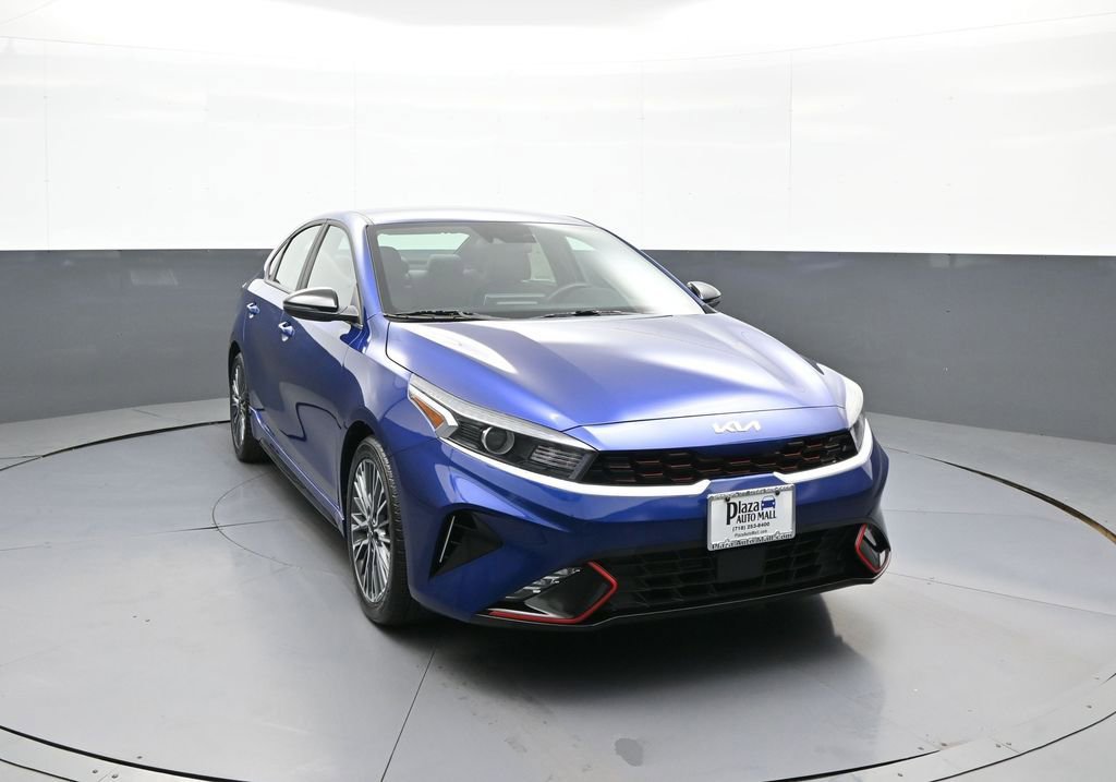 Certified 2024 Kia Forte GT-Line FWD image 3