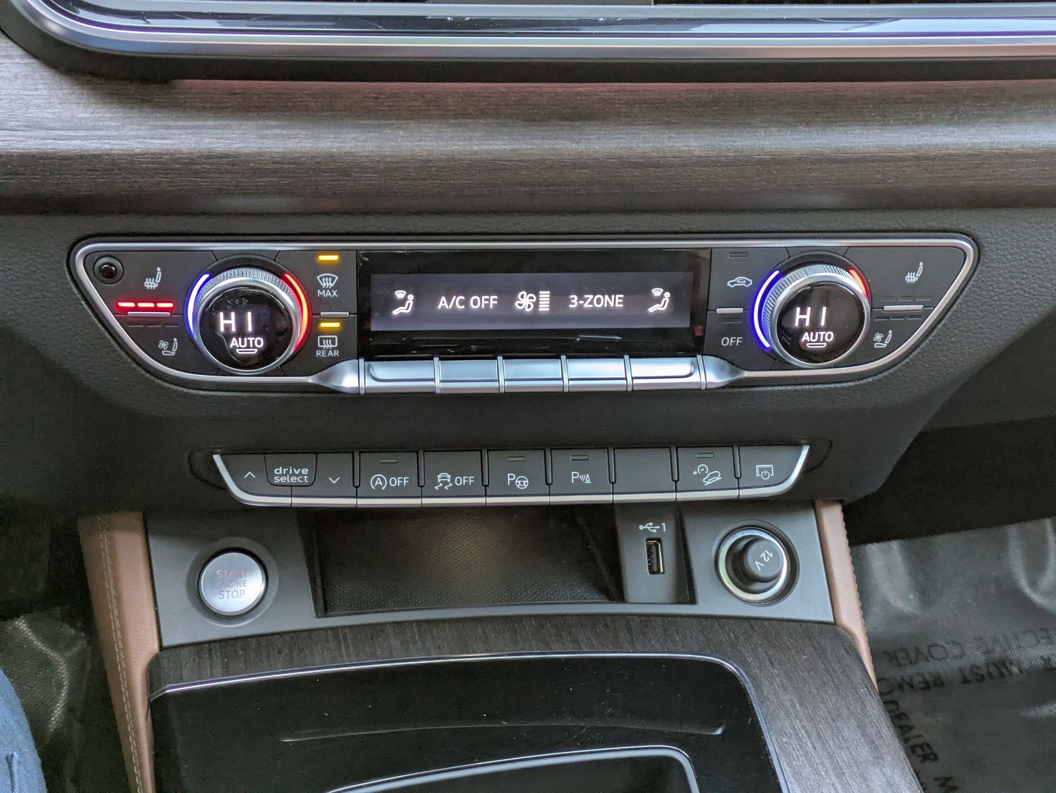 Used 2021 Audi Q5 Prestige w/ Prestige Package image 22