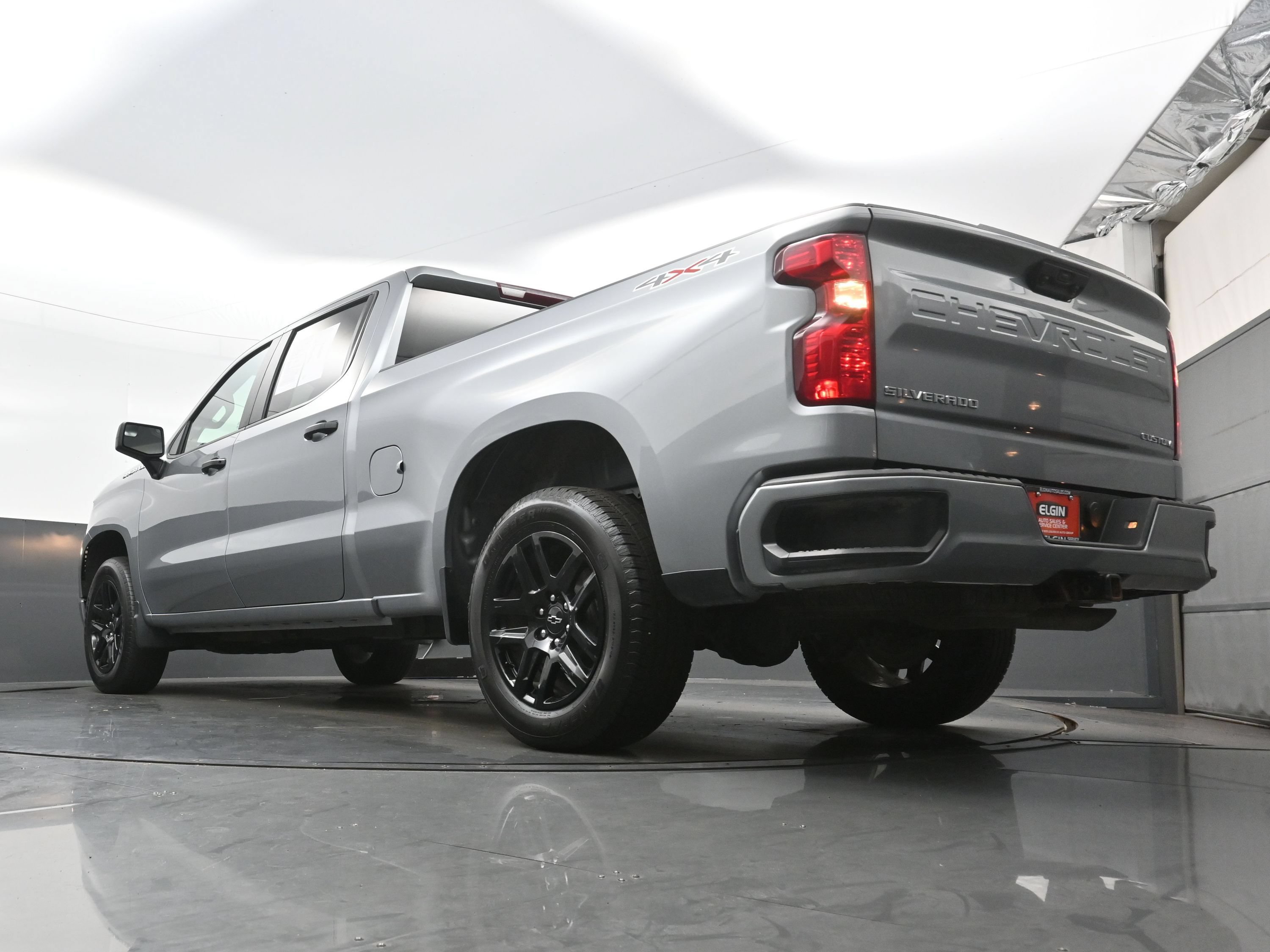 Used 2024 Chevrolet Silverado 1500 Custom AWD/4WD image 27