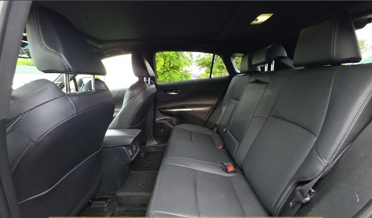Used 2023 Toyota Venza Limited AWD/4WD image 9