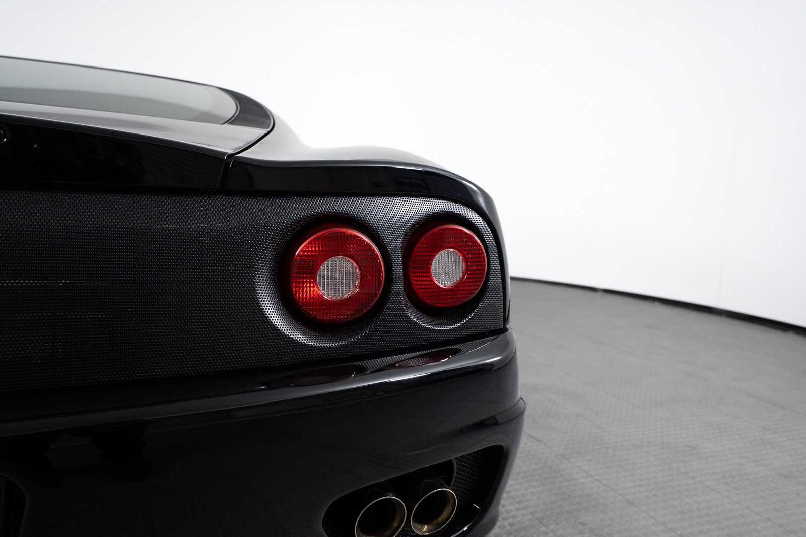 Used 2004 Ferrari 360 Modena RWD image 16