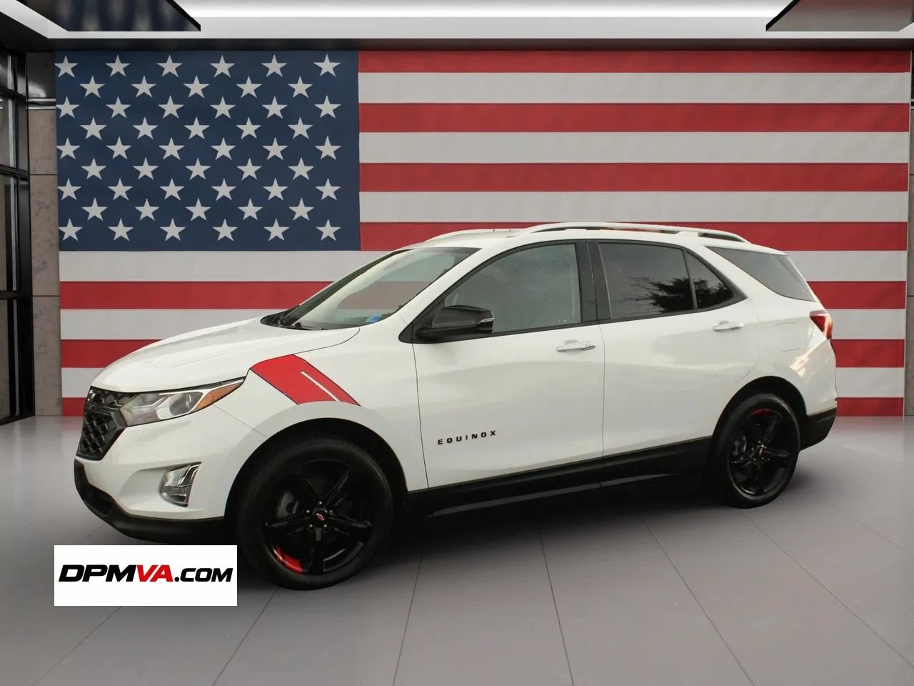 Used 2020 Chevrolet Equinox Premier w/ Premier Redline Edition AWD/4WD image 2