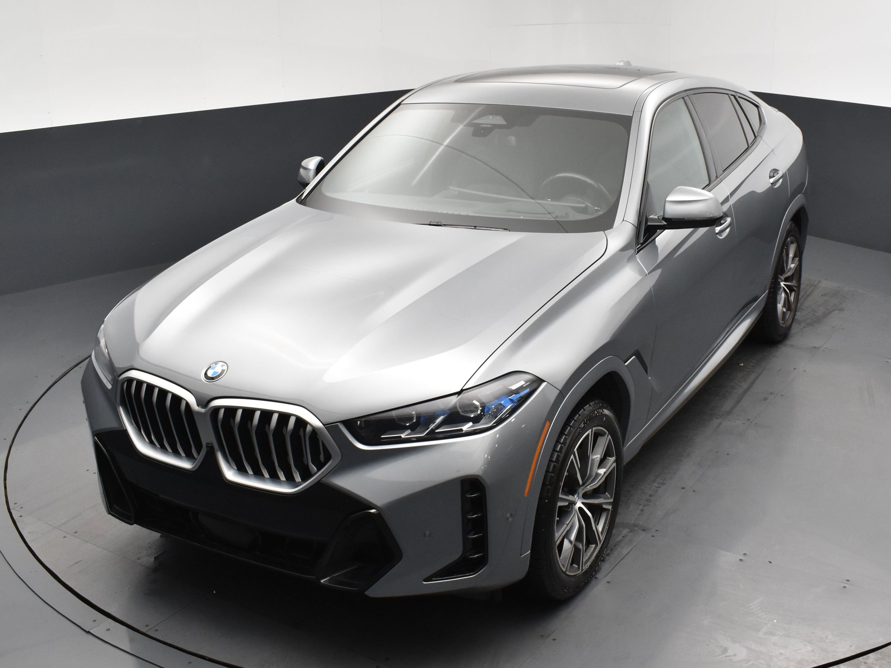 Used 2025 BMW X6 xDrive40i AWD/4WD image 18