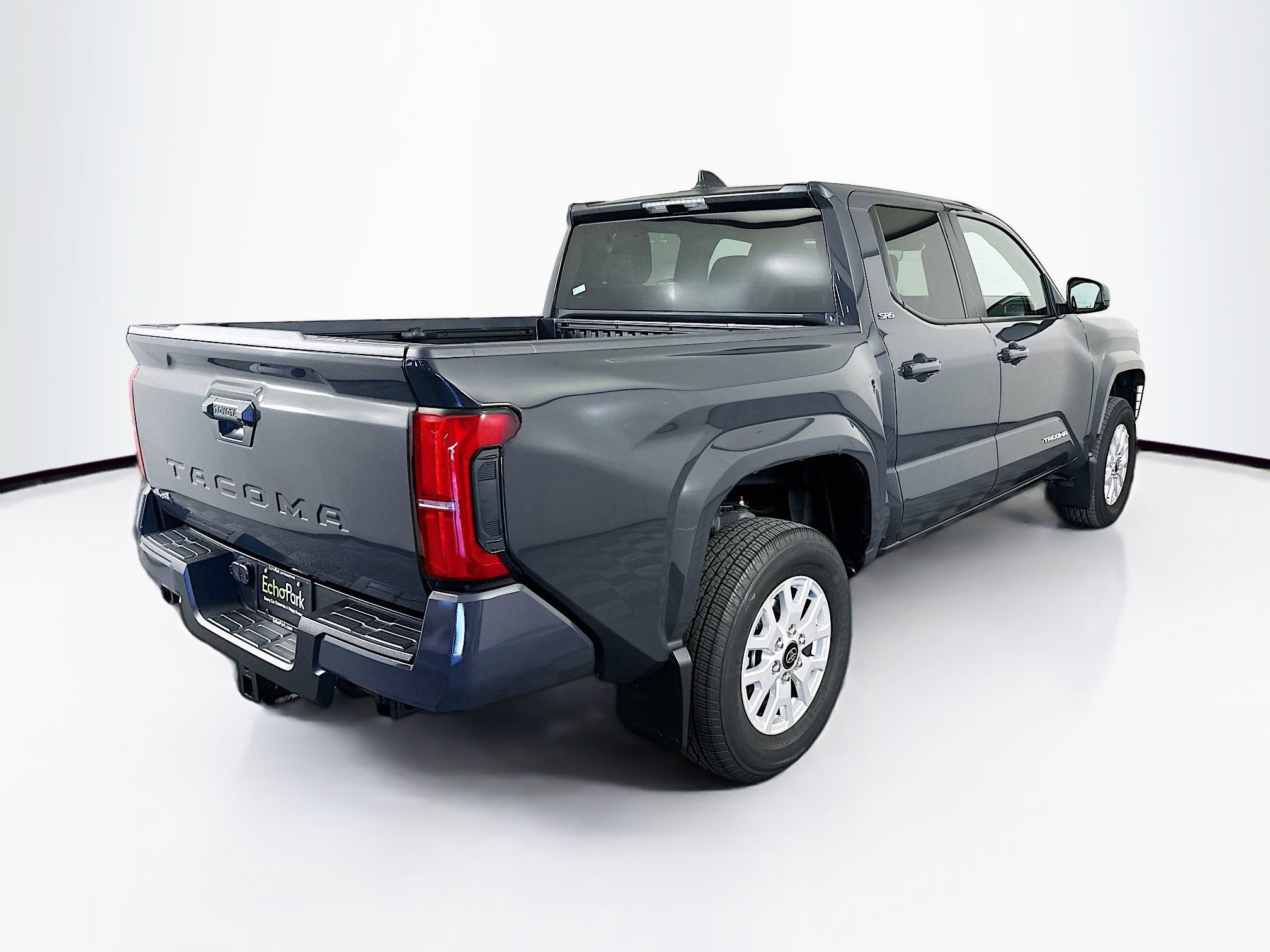 Used 2025 Toyota Tacoma SR5 image 9