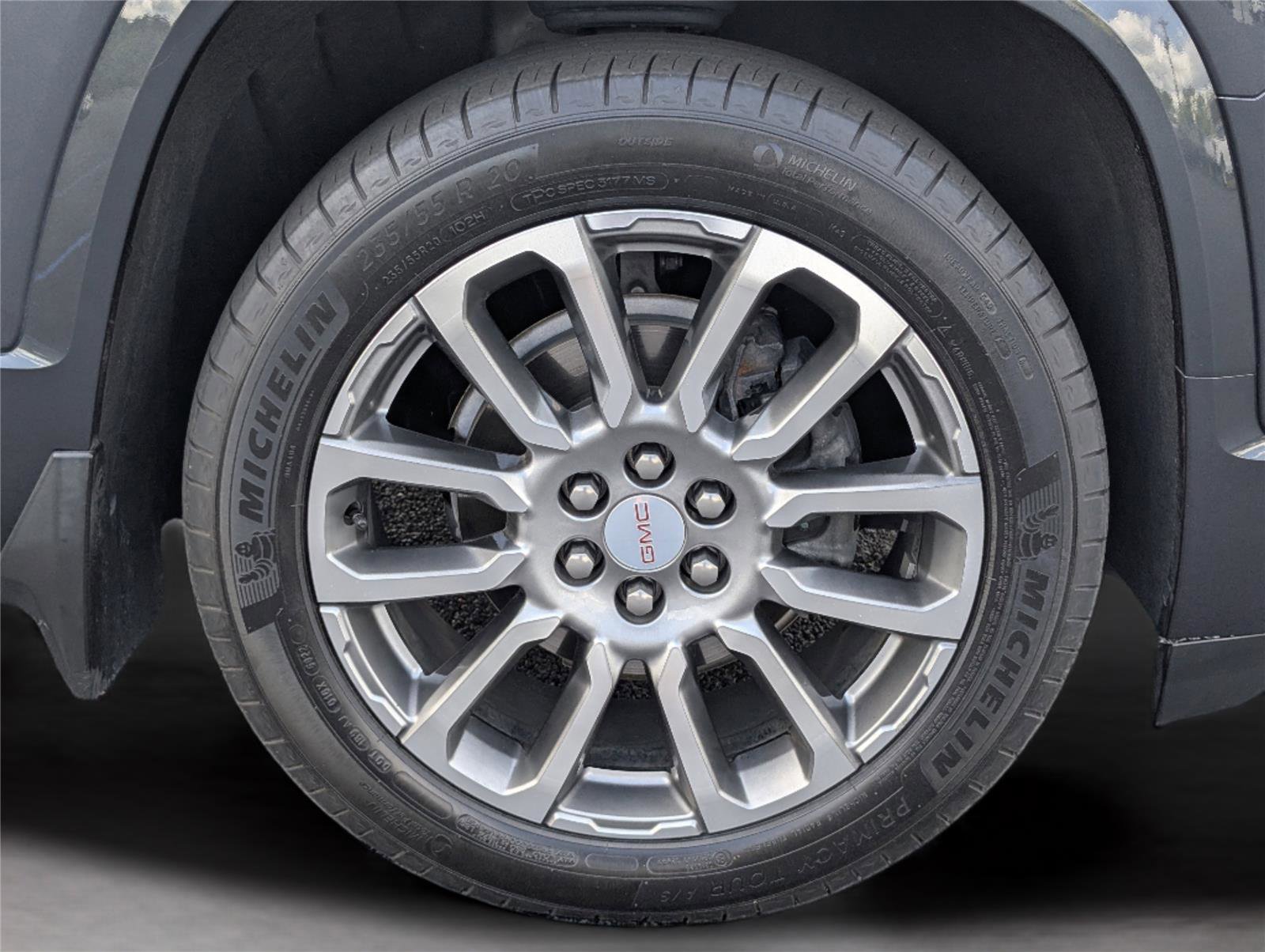 Used 2023 GMC Acadia Denali w/ Denali Ultimate Package FWD image 38