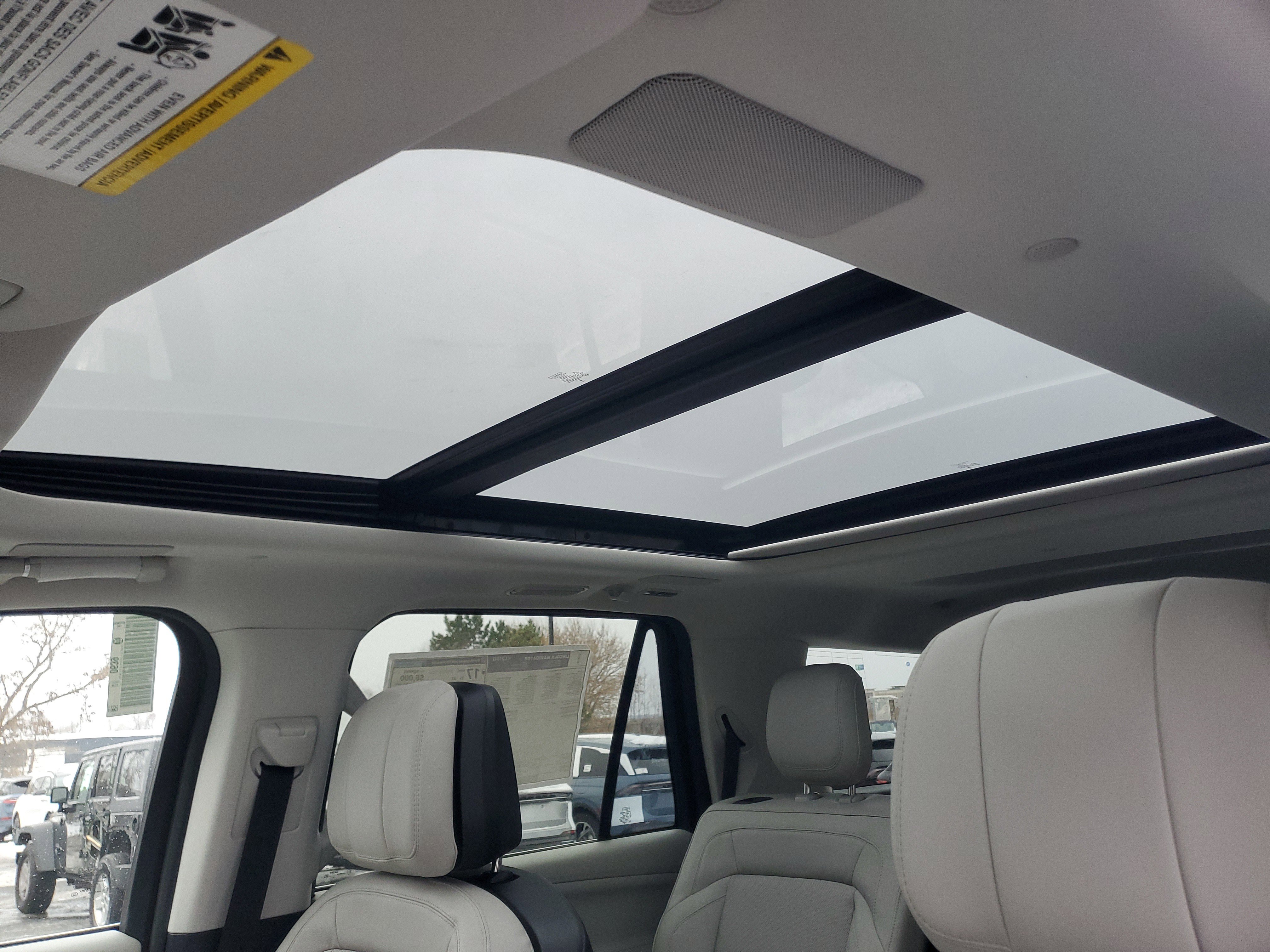 New 2025 Lincoln Navigator Reserve image 11