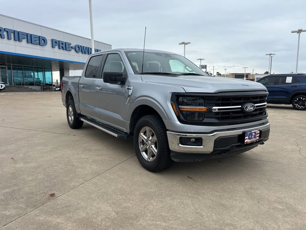 Used 2025 Ford F150 XLT w/ Equipment Group 301A Standard AWD/4WD image 3