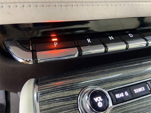 Used 2022 Lincoln Aviator Black Label w/ Dynamic Handling Package image 29