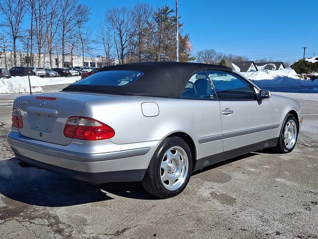 Used 1999 Mercedes-Benz CLK 320 Cabriolet image 11