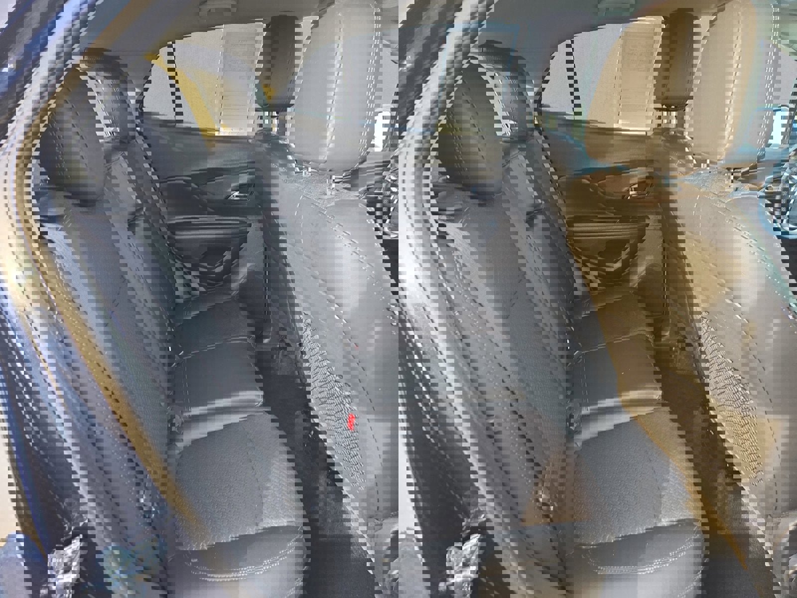 Used 2021 Buick Encore Preferred w/ Safety Package image 24