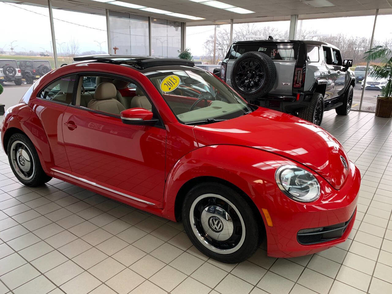 Used 2013 Volkswagen Beetle 2.5 image 3