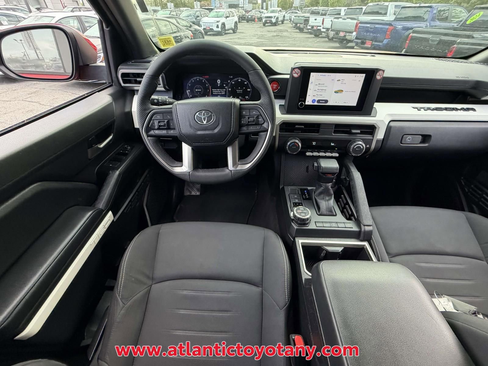 Used 2024 Toyota Tacoma TRD Off-Road AWD/4WD image 18
