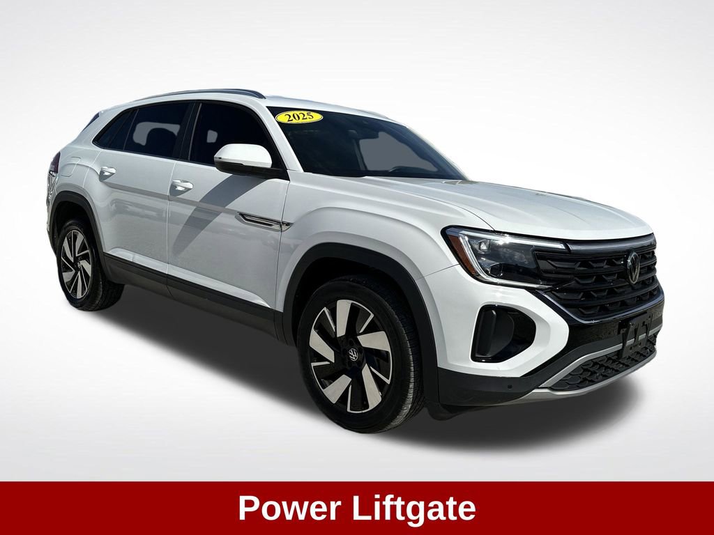 Used 2025 Volkswagen Atlas Cross Sport SE FWD image 8