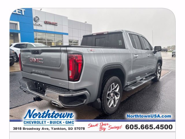 Used 2023 GMC Sierra 1500 SLT w/ SLT Premium Plus Package AWD/4WD image 16