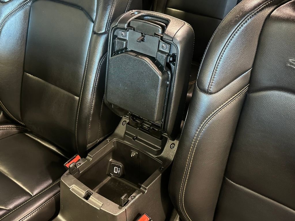 Used 2024 Jeep Wrangler Sahara w/ Technology Group image 26