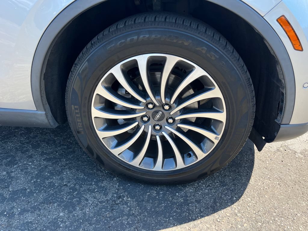 Used 2020 Lincoln Aviator Reserve w/ Equipment Group 201A RWD image 44