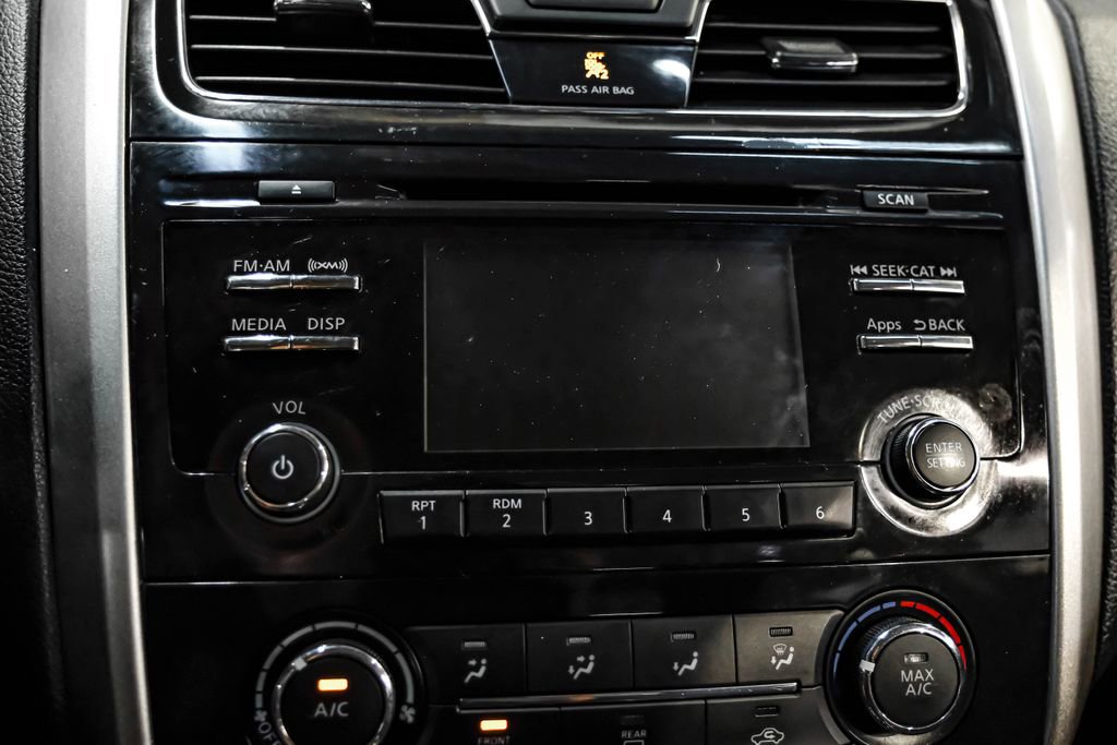 Used 2015 Nissan Altima 2.5 S w/ Special Edition Package FWD image 28