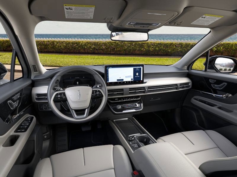 New 2026 Lincoln Corsair Premiere image 9