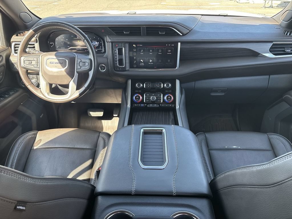 Used 2022 GMC Yukon Denali AWD/4WD image 24