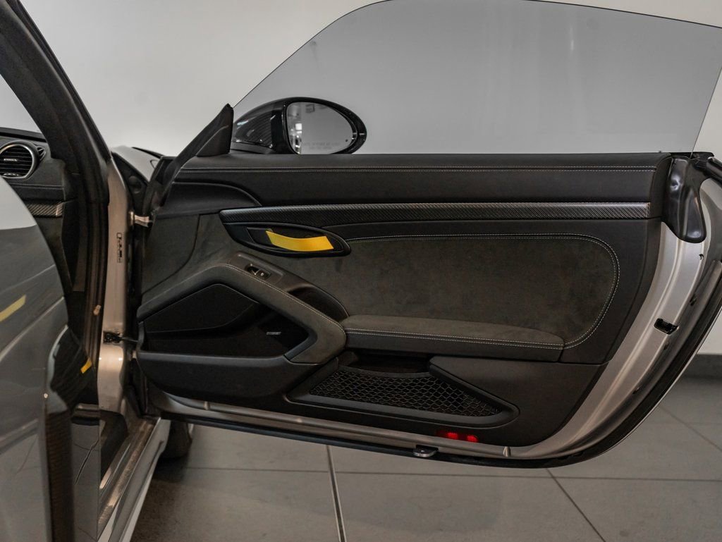 Certified 2024 Porsche 718 Boxster Spyder RS RWD image 23