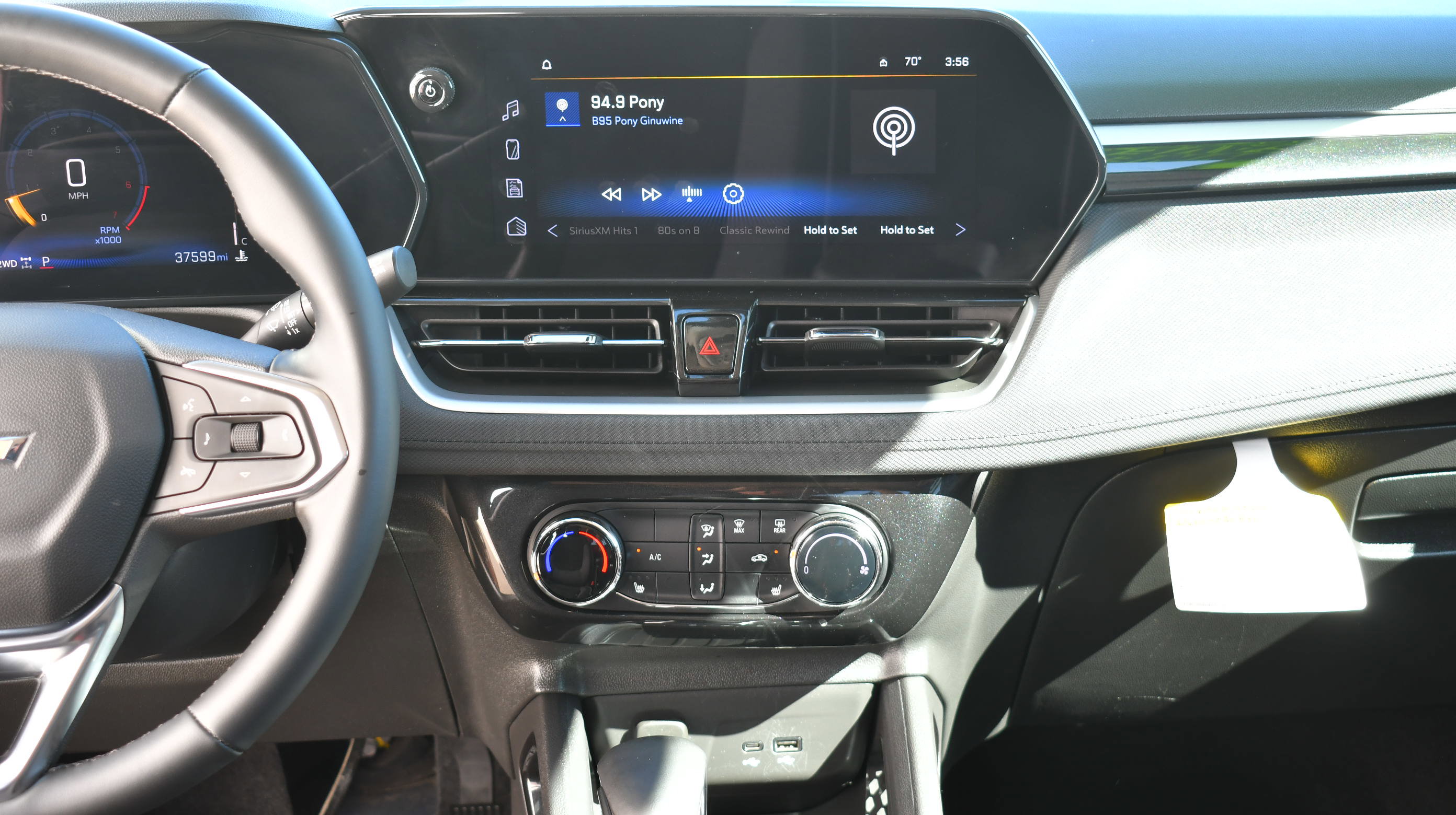 Used 2024 Chevrolet TrailBlazer LT w/ LT Cold Weather Package image 20